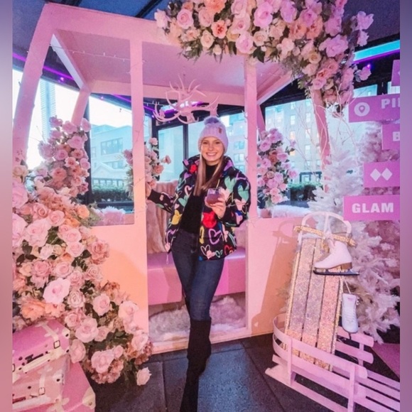 Wild Fable Womens Puffer Jacket Black With Colored Hearts Size M - Picture 7 of 14